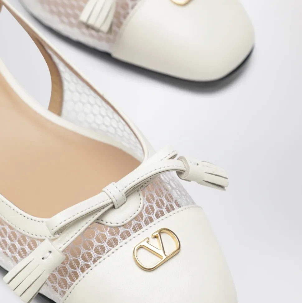 BALLERINA T. 25
