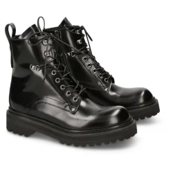 Buty sznurowane