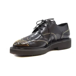 Buty sznurowane