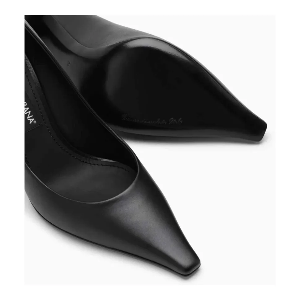 Czarne buty na wysokim obcasie decollete