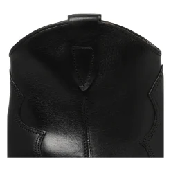 Dewina Boots