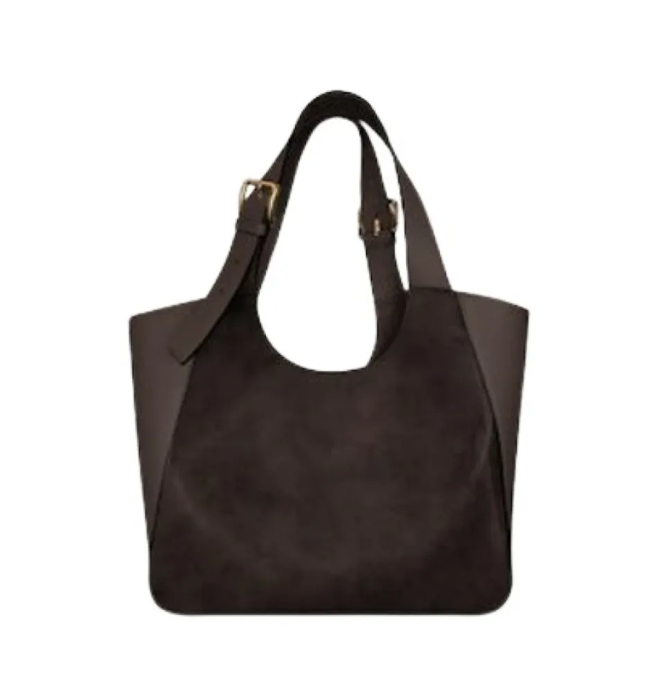 Dora M Tote
