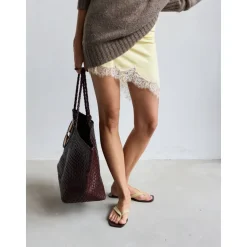 Flip Flops & Sliders