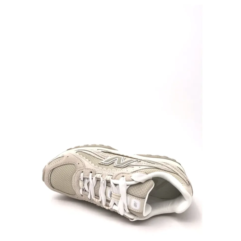 204L Sneakers