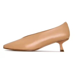 Minimalist Kitten Heels - Beige