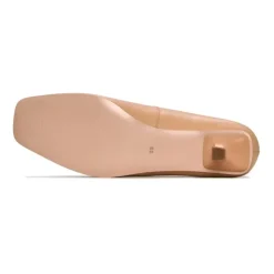 Minimalist Kitten Heels - Beige