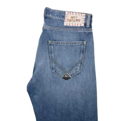 New Oskar Jean
