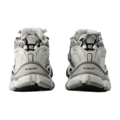 Runner Sneaker