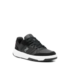 Sneakersy