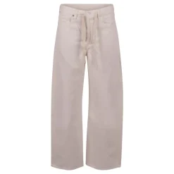 Straight Jeans