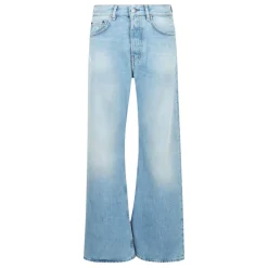 Straight Jeans