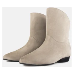 Stylowe Buty Shelter