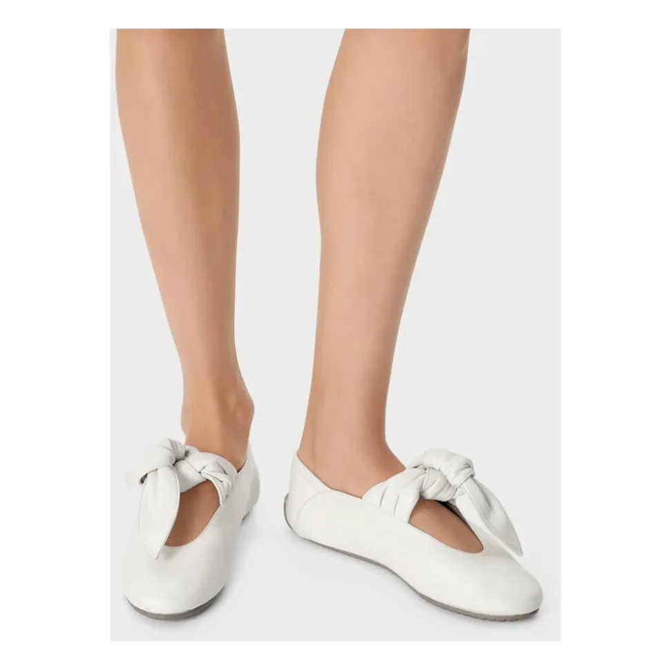 Tess Knotted Rounded-Toe Sneaker