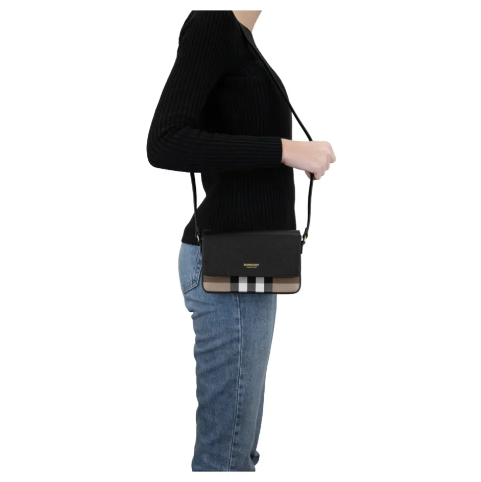 Torebka Crossbody z Magnetycznym Zapięciem
