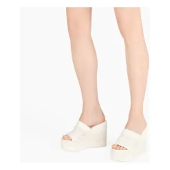 Twiga Wedge