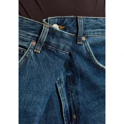 Vana Jeans