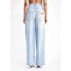 Wide Jeans