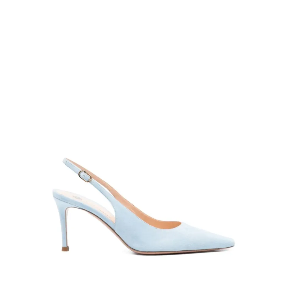With Heel