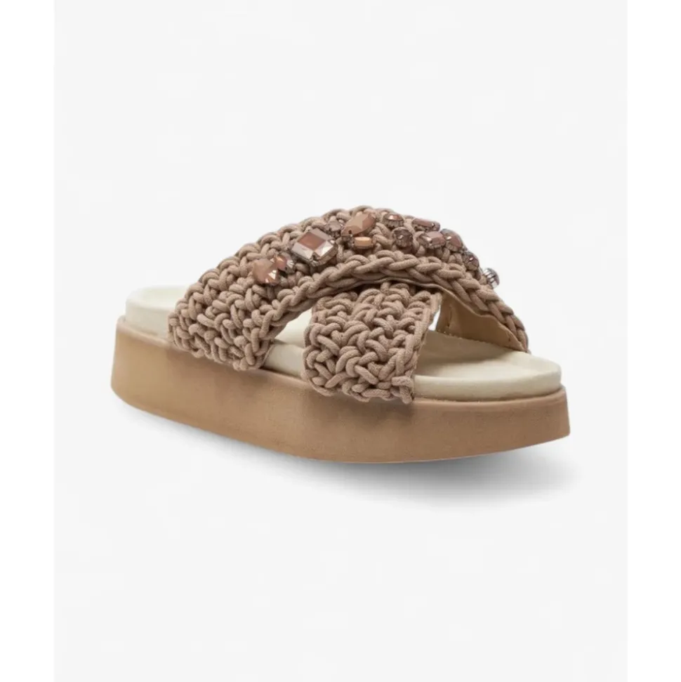 Woven Stones Platform